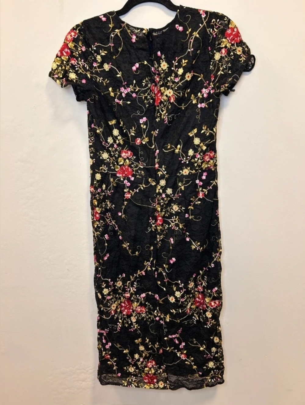 Black Floral Lace Sheath Dress - Elegant Women's Dress